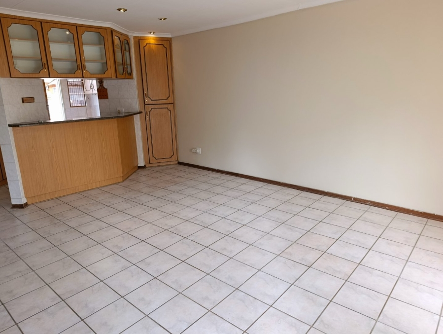 2 Bedroom Property for Sale in Pellissier Free State
